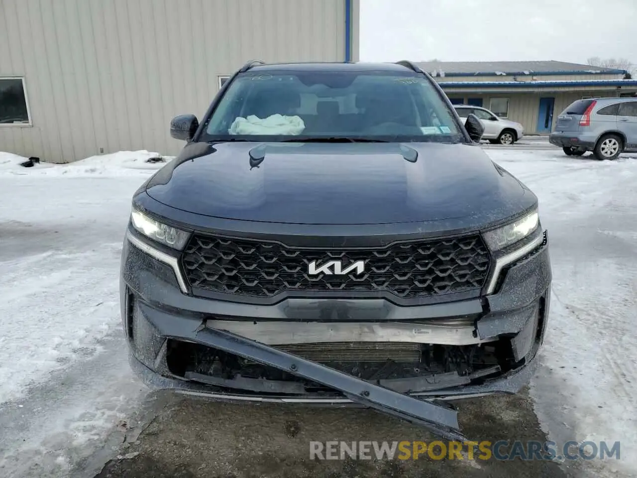5 Photograph of a damaged car 5XYRL4LC5NG125573 KIA SORENTO 2022