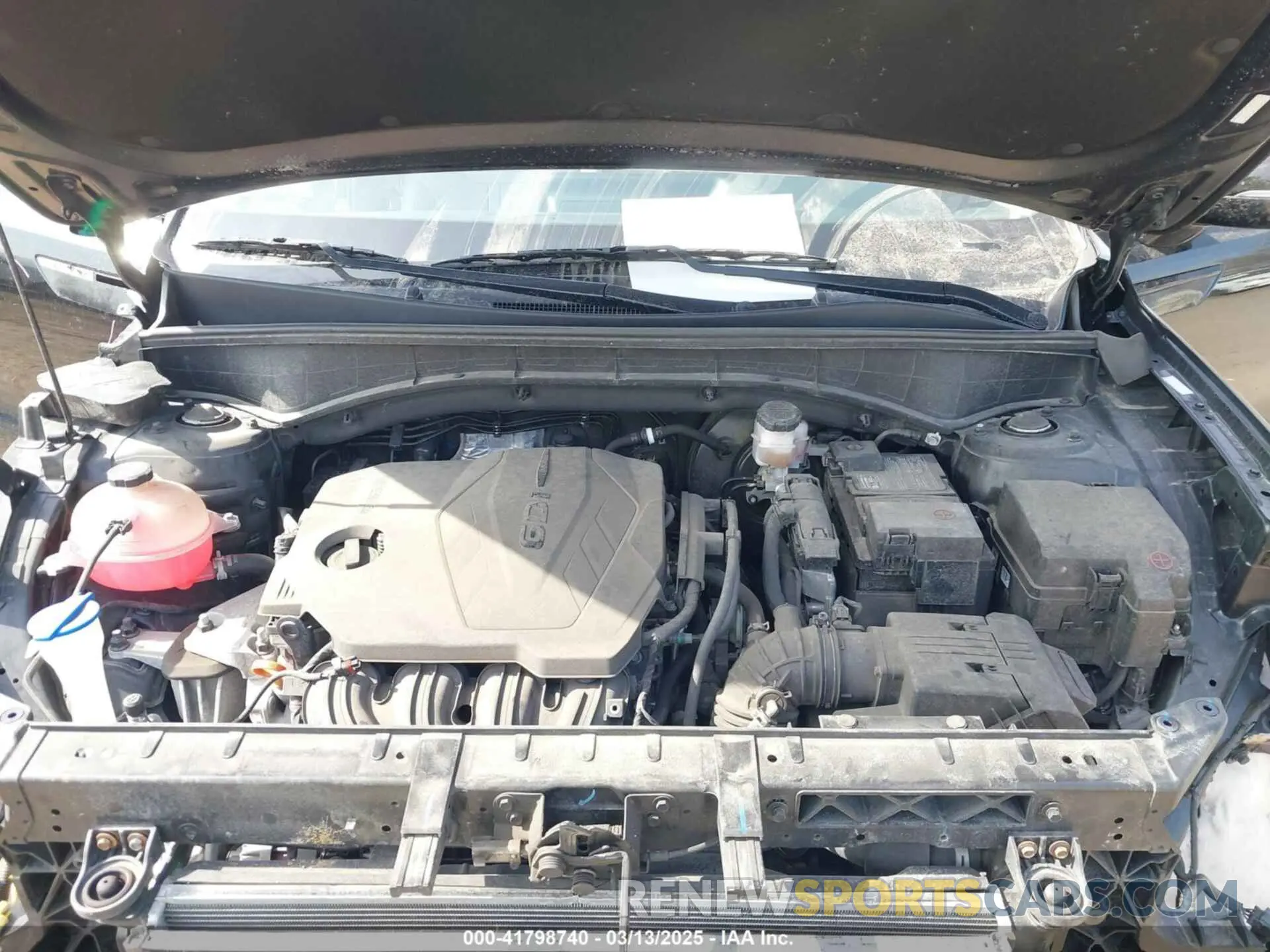 10 Photograph of a damaged car 5XYRL4LC6NG084726 KIA SORENTO 2022