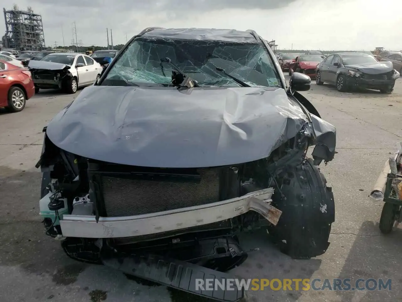 5 Photograph of a damaged car 5XYRL4LC6NG120673 KIA SORENTO 2022