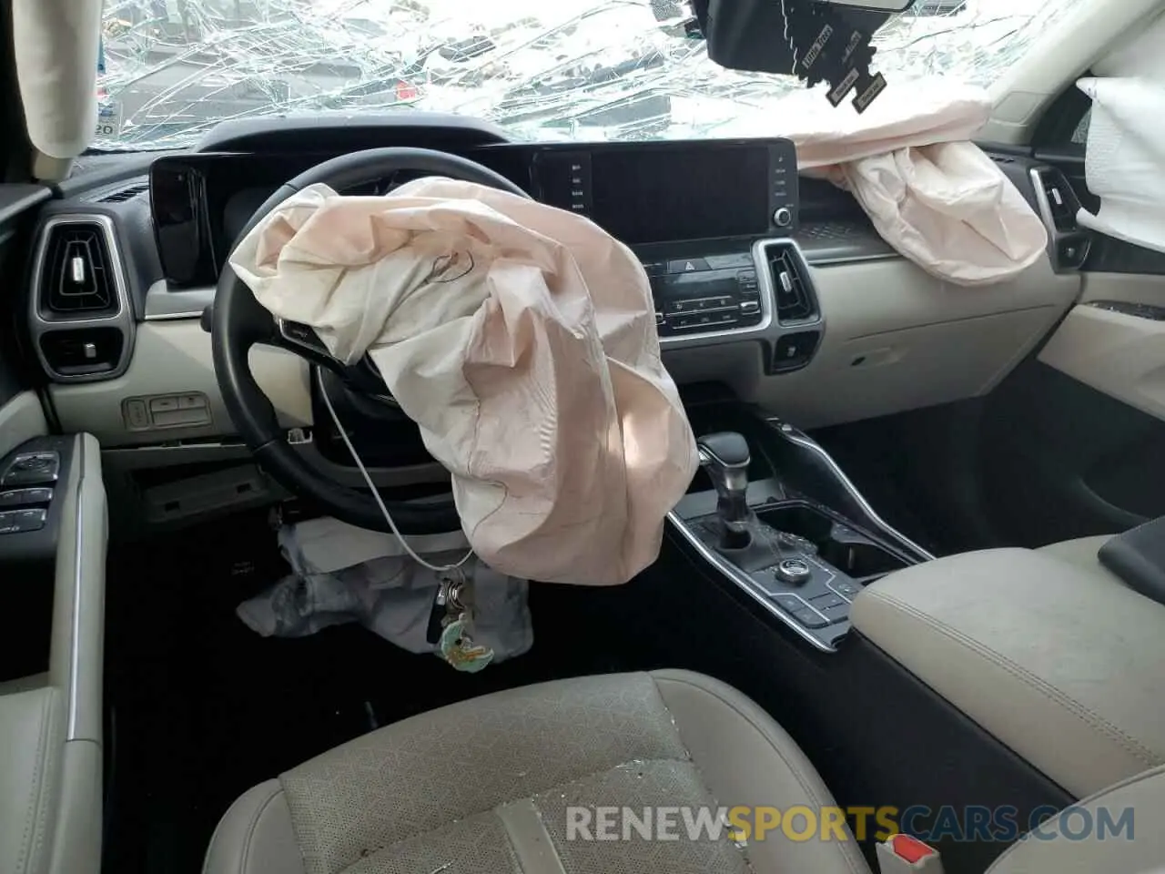 8 Photograph of a damaged car 5XYRL4LC6NG120673 KIA SORENTO 2022