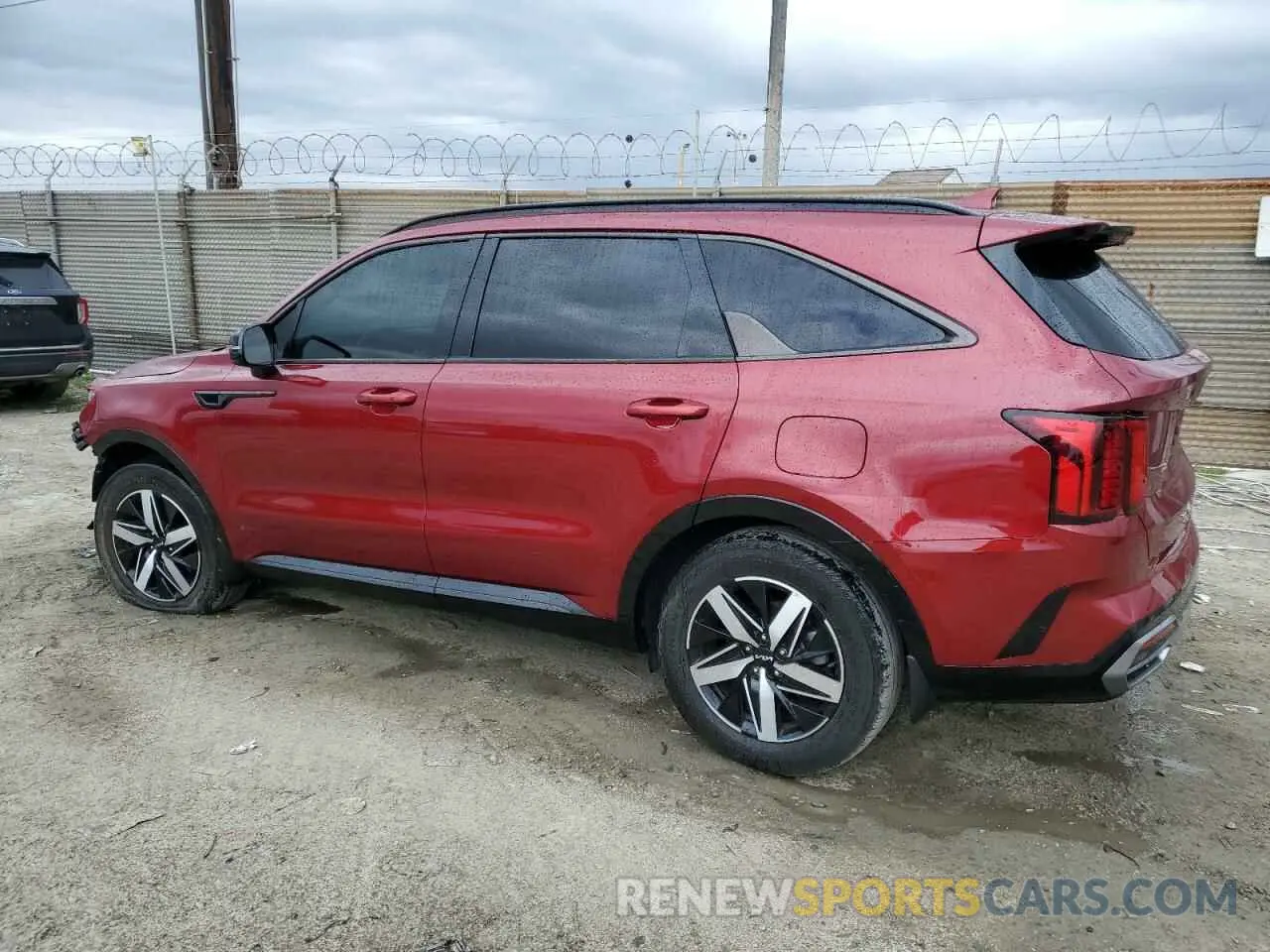 2 Photograph of a damaged car 5XYRL4LC6NG129860 KIA SORENTO 2022