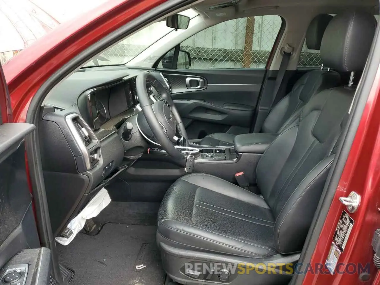 7 Photograph of a damaged car 5XYRL4LC6NG129860 KIA SORENTO 2022