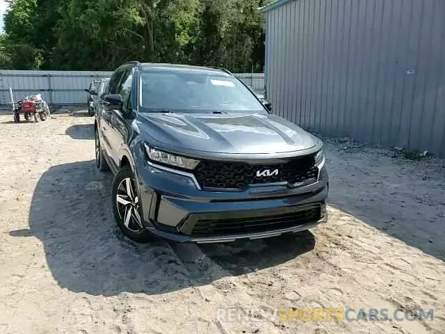 14 Photograph of a damaged car 5XYRL4LC6NG151521 KIA SORENTO 2022