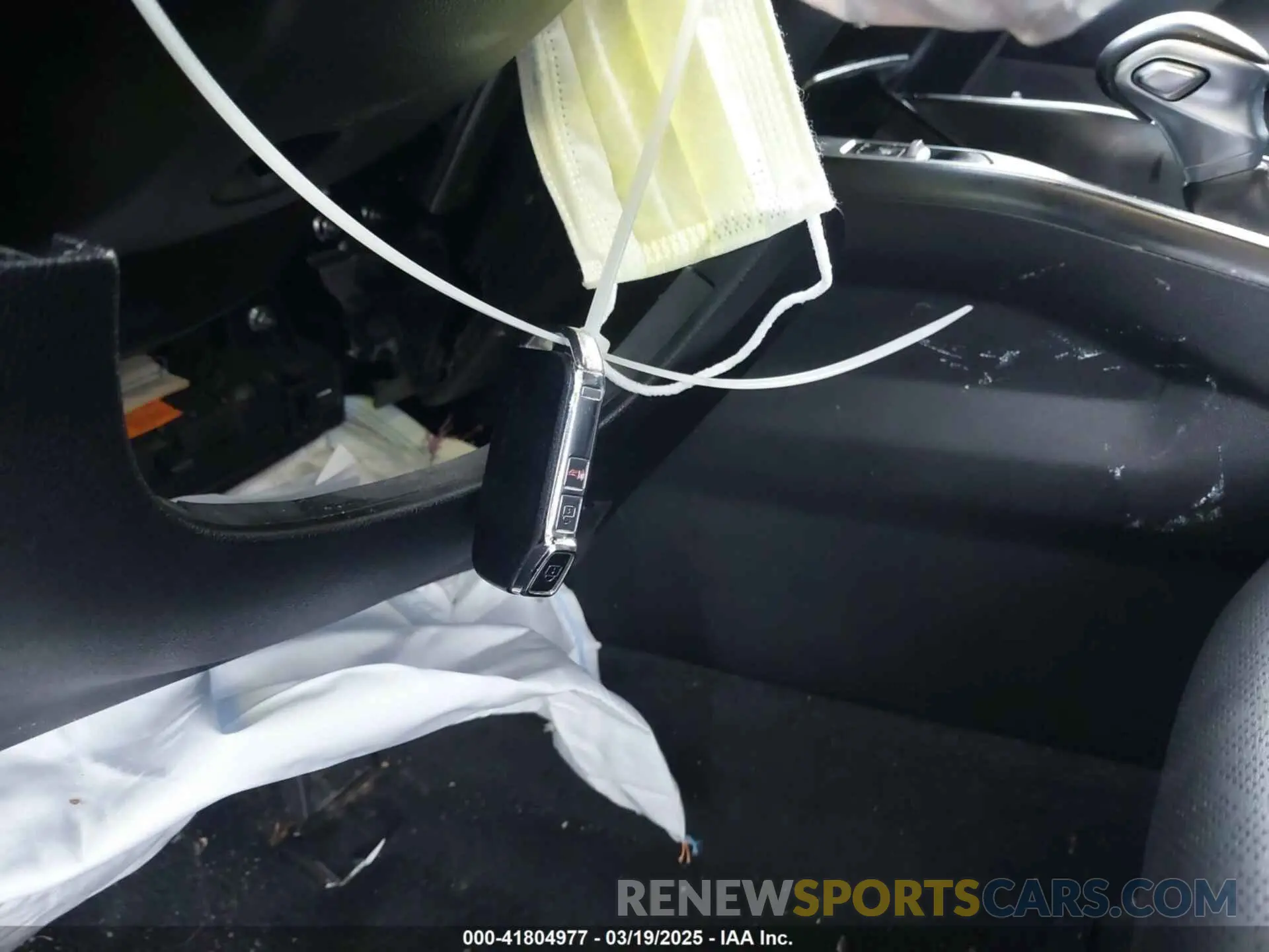 11 Photograph of a damaged car 5XYRL4LC7NG151222 KIA SORENTO 2022