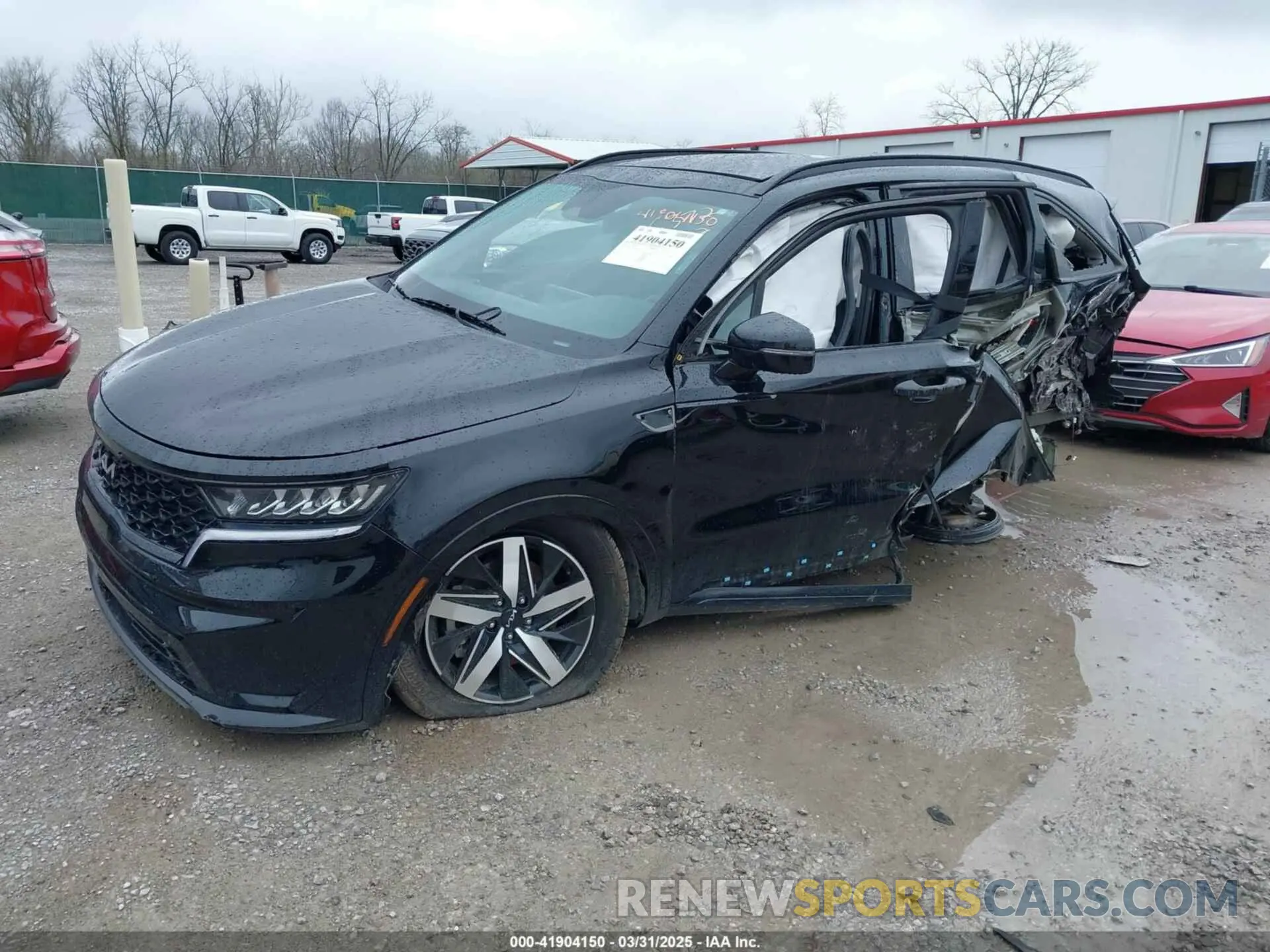 2 Photograph of a damaged car 5XYRL4LC7NG156372 KIA SORENTO 2022