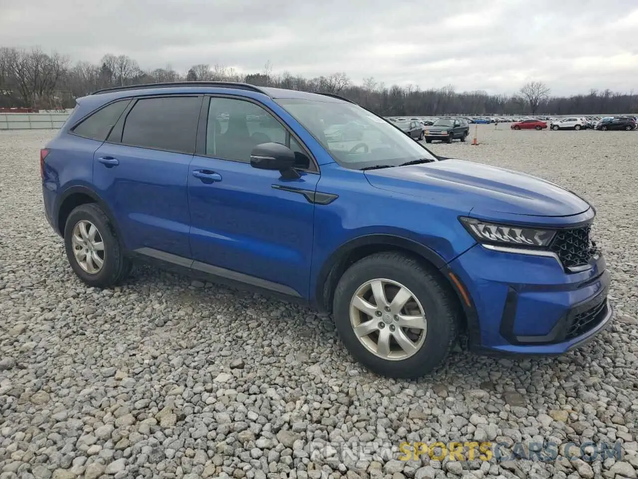 4 Photograph of a damaged car 5XYRL4LCXNG139162 KIA SORENTO 2022