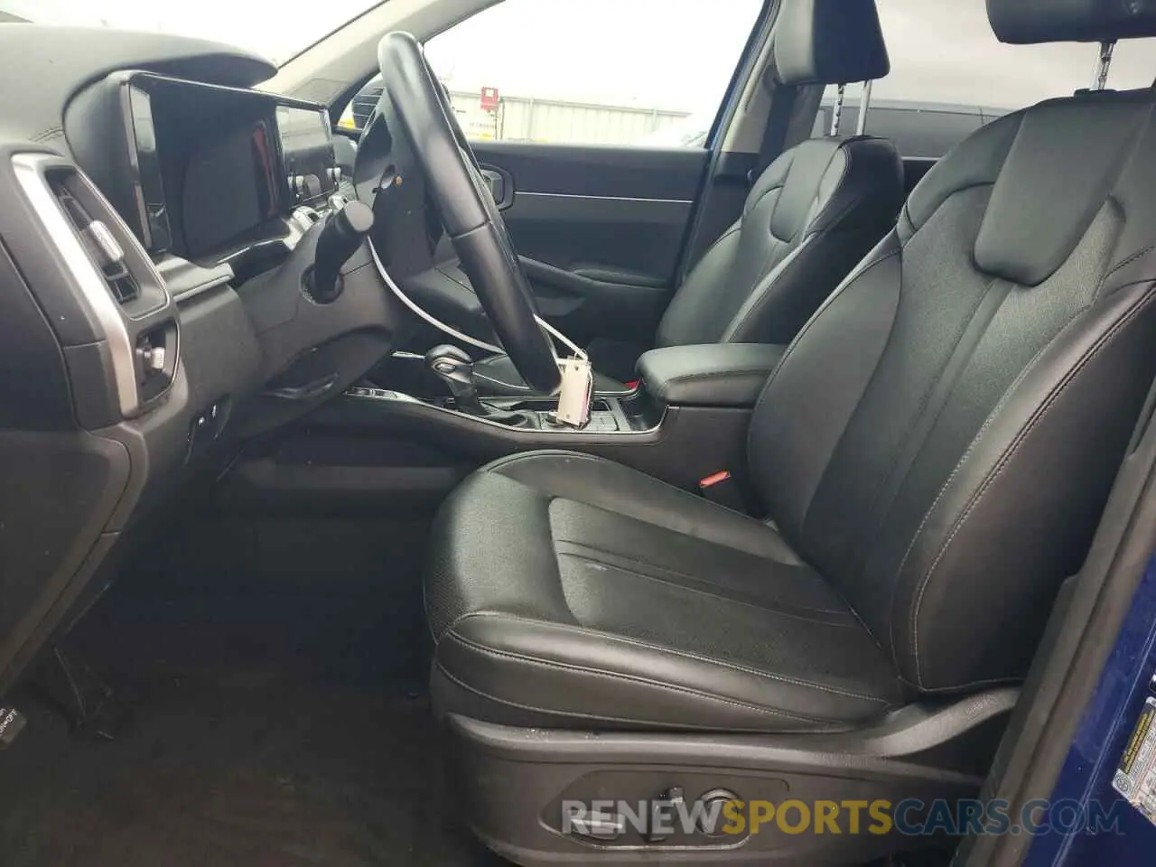 7 Photograph of a damaged car 5XYRL4LCXNG139162 KIA SORENTO 2022