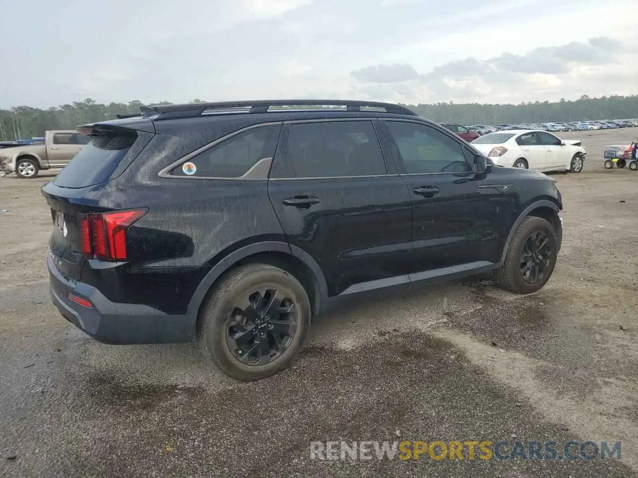 3 Photograph of a damaged car 5XYRLDLC1NG084925 KIA SORENTO 2022