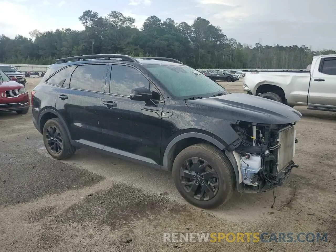 4 Photograph of a damaged car 5XYRLDLC1NG084925 KIA SORENTO 2022