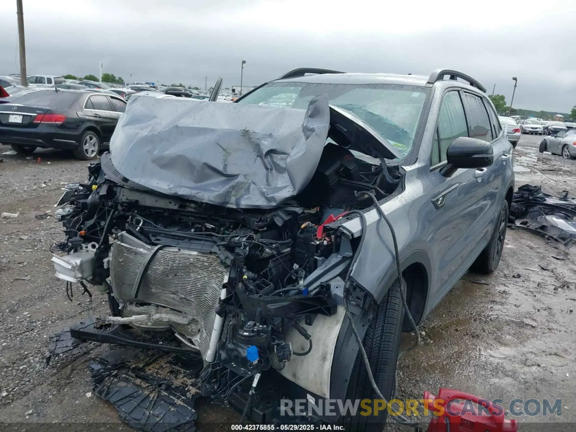 6 Photograph of a damaged car 5XYRLDLC1NG085105 KIA SORENTO 2022