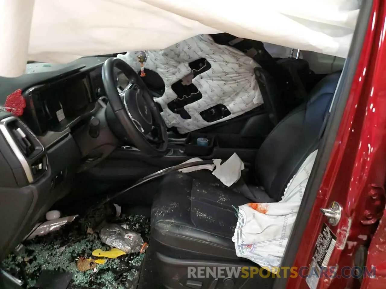7 Photograph of a damaged car 5XYRLDLC1NG085136 KIA SORENTO 2022