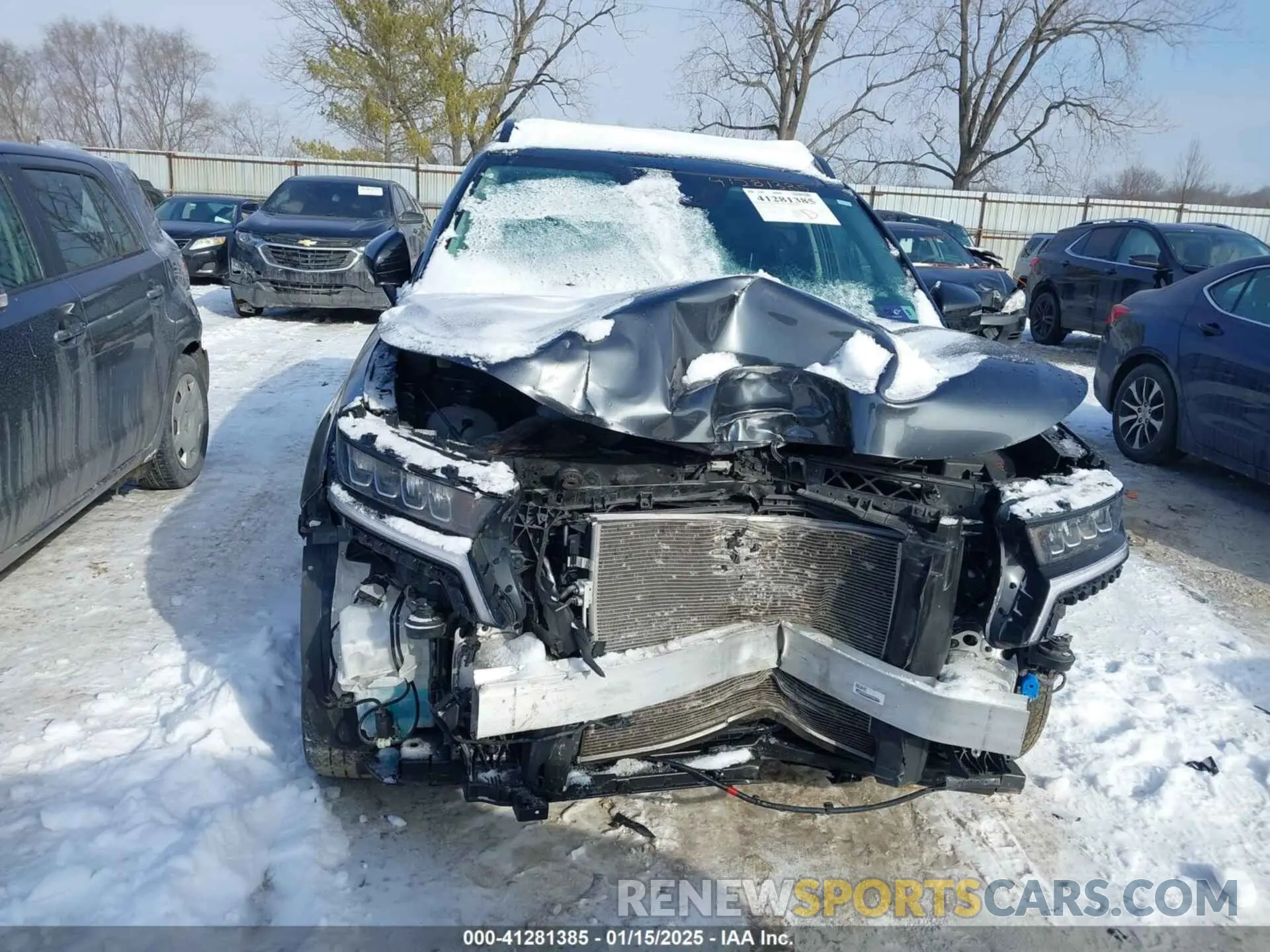 13 Photograph of a damaged car 5XYRLDLC2NG157333 KIA SORENTO 2022