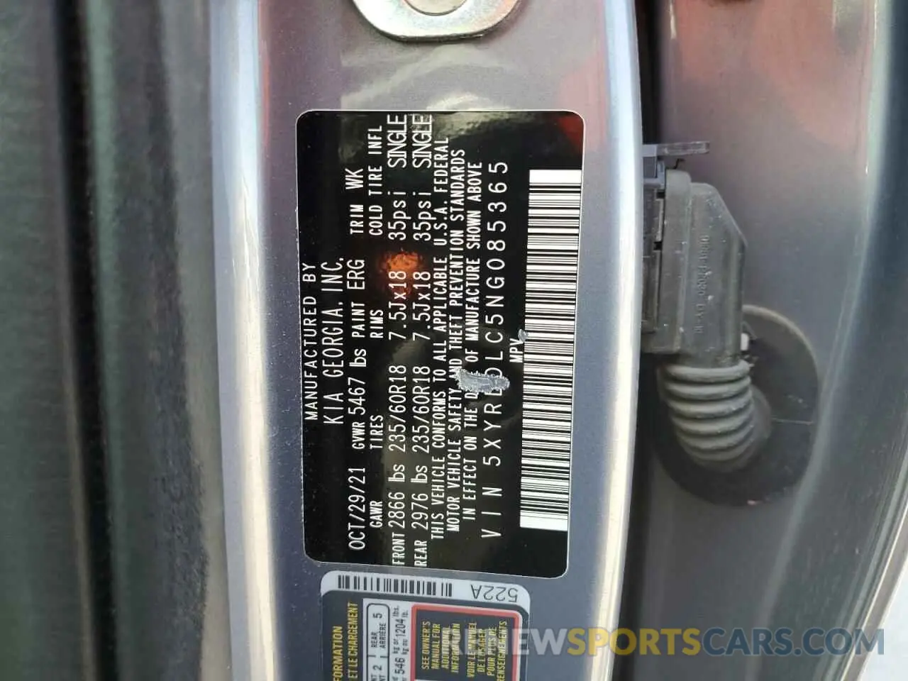 13 Photograph of a damaged car 5XYRLDLC5NG085365 KIA SORENTO 2022