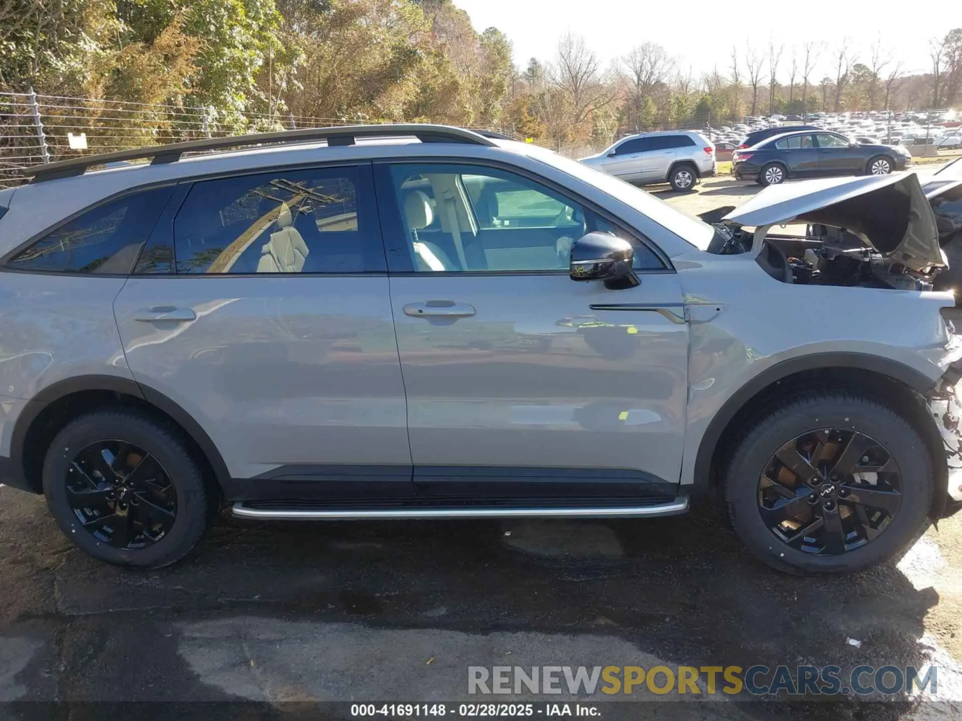 13 Photograph of a damaged car 5XYRLDLC5NG119949 KIA SORENTO 2022