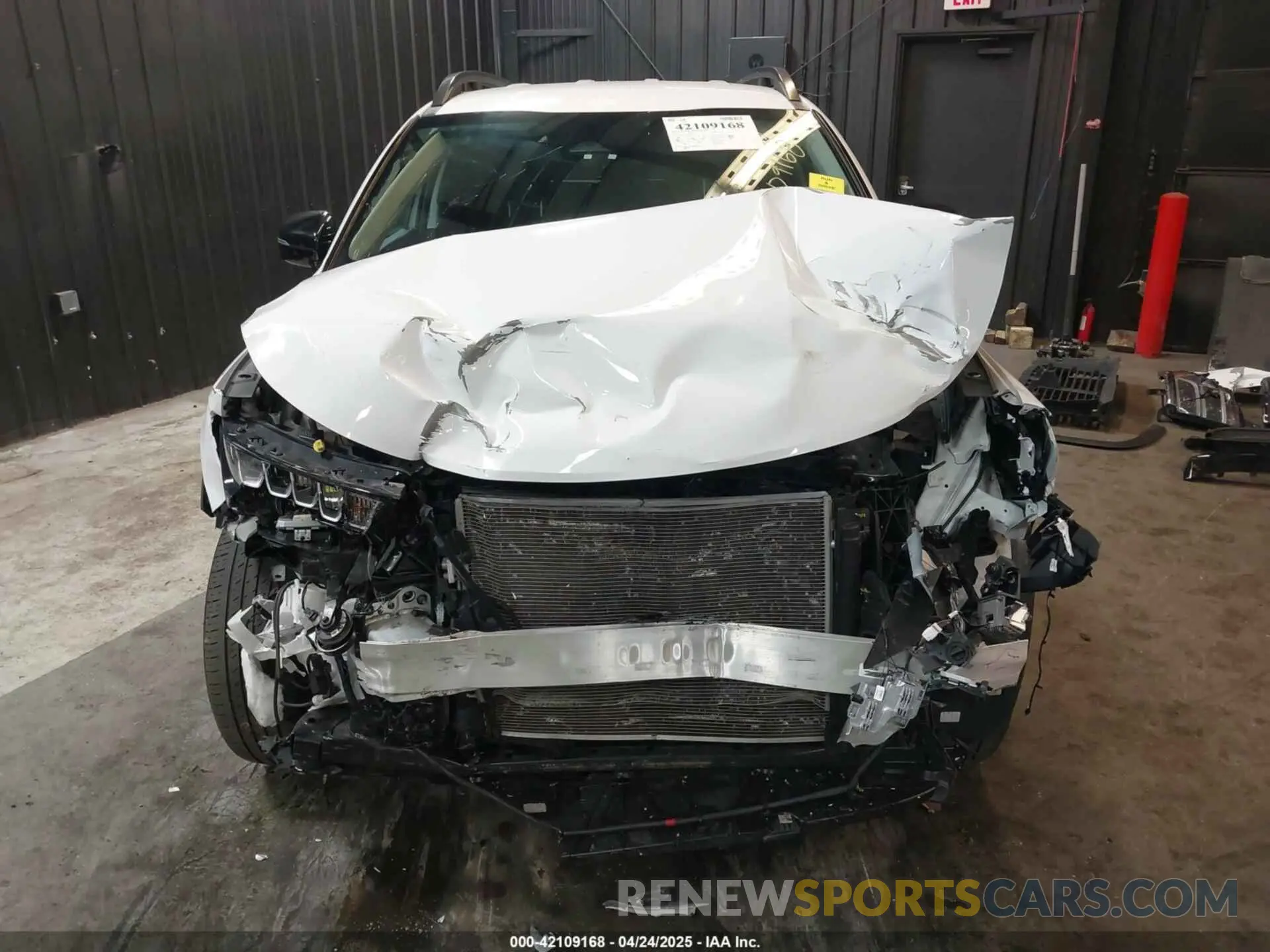 13 Photograph of a damaged car 5XYRLDLC9NG118254 KIA SORENTO 2022