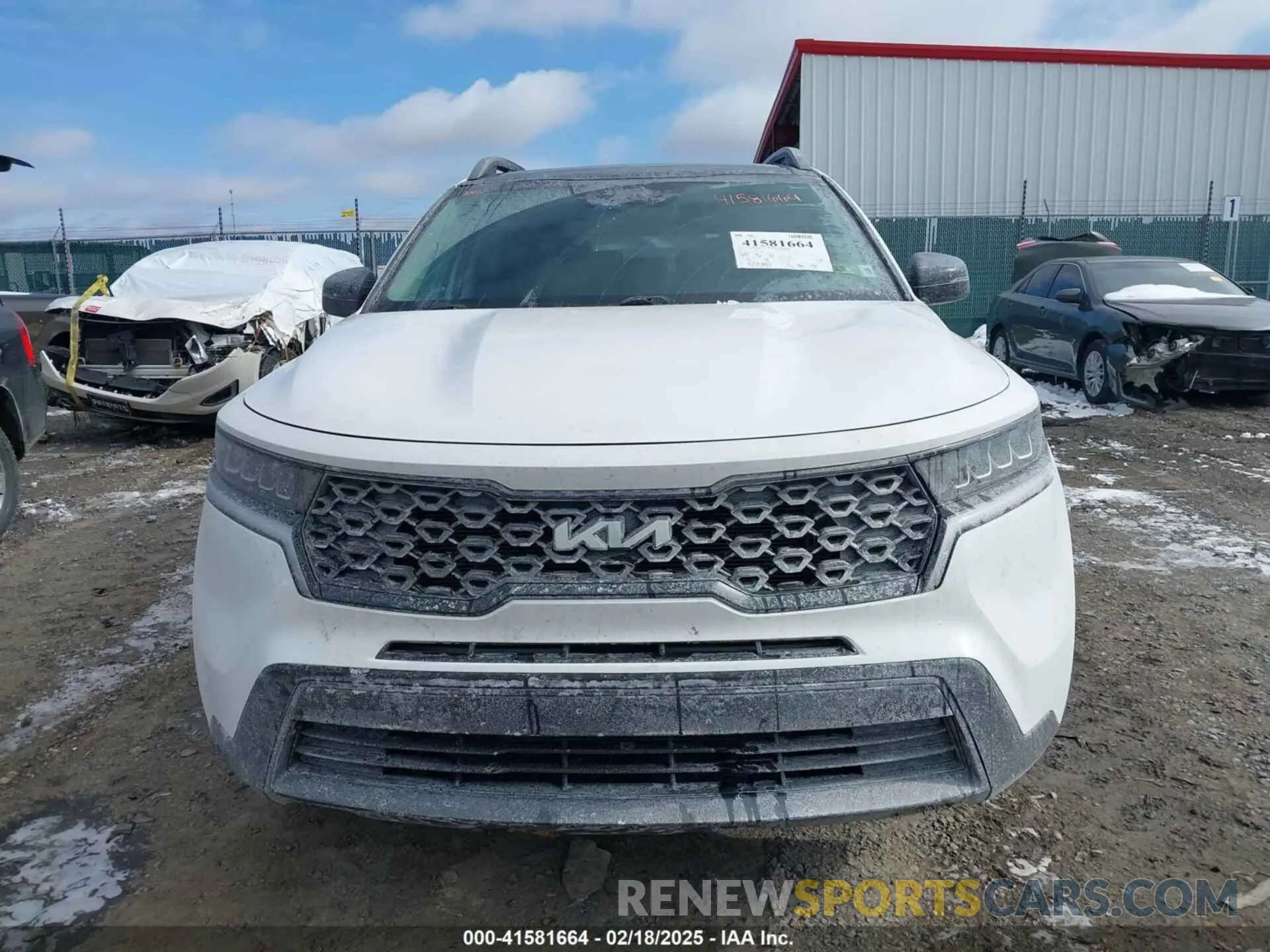 12 Photograph of a damaged car 5XYRLDLCXNG150954 KIA SORENTO 2022