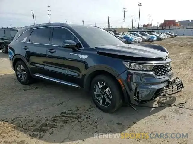 12 Photograph of a damaged car KNDRG4LG2N5120377 KIA SORENTO 2022