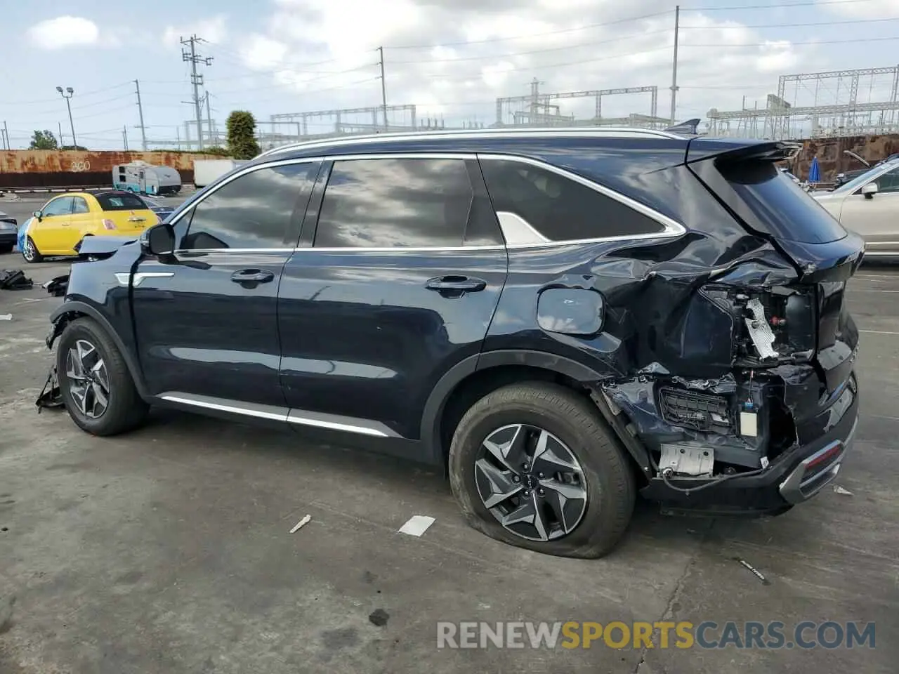 2 Photograph of a damaged car KNDRG4LG2N5120377 KIA SORENTO 2022