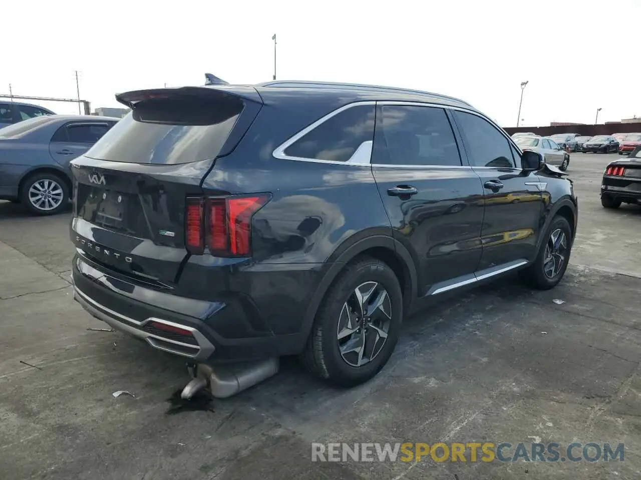3 Photograph of a damaged car KNDRG4LG2N5120377 KIA SORENTO 2022