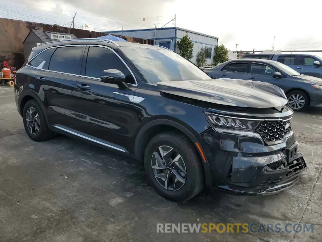 4 Photograph of a damaged car KNDRG4LG2N5120377 KIA SORENTO 2022