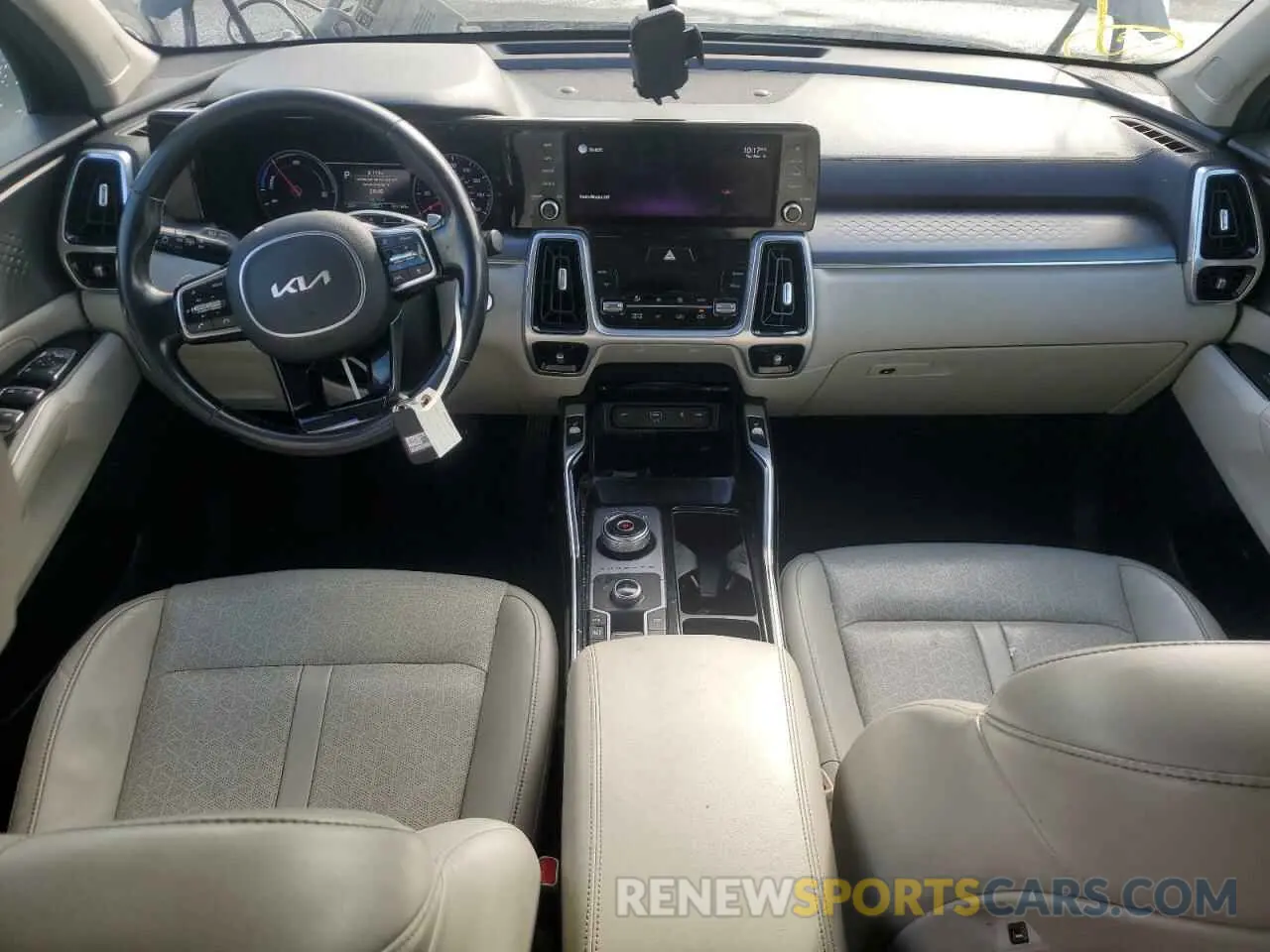 8 Photograph of a damaged car KNDRJDLH2N5066928 KIA SORENTO 2022