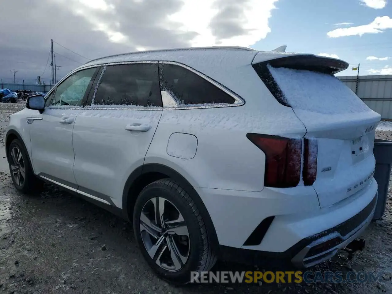 2 Photograph of a damaged car KNDRJDLH2N5072387 KIA SORENTO 2022