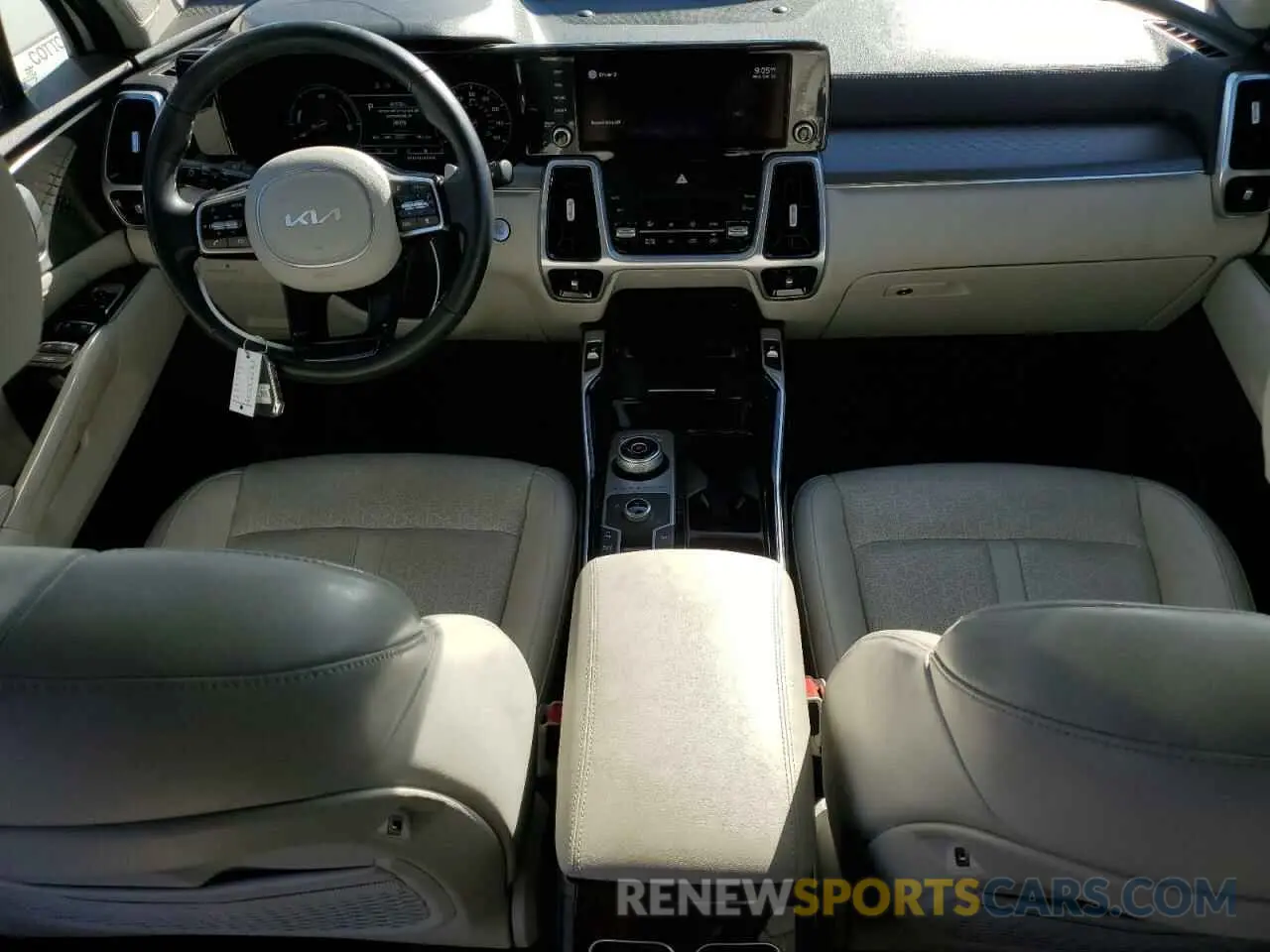 8 Photograph of a damaged car KNDRJDLH2N5072387 KIA SORENTO 2022