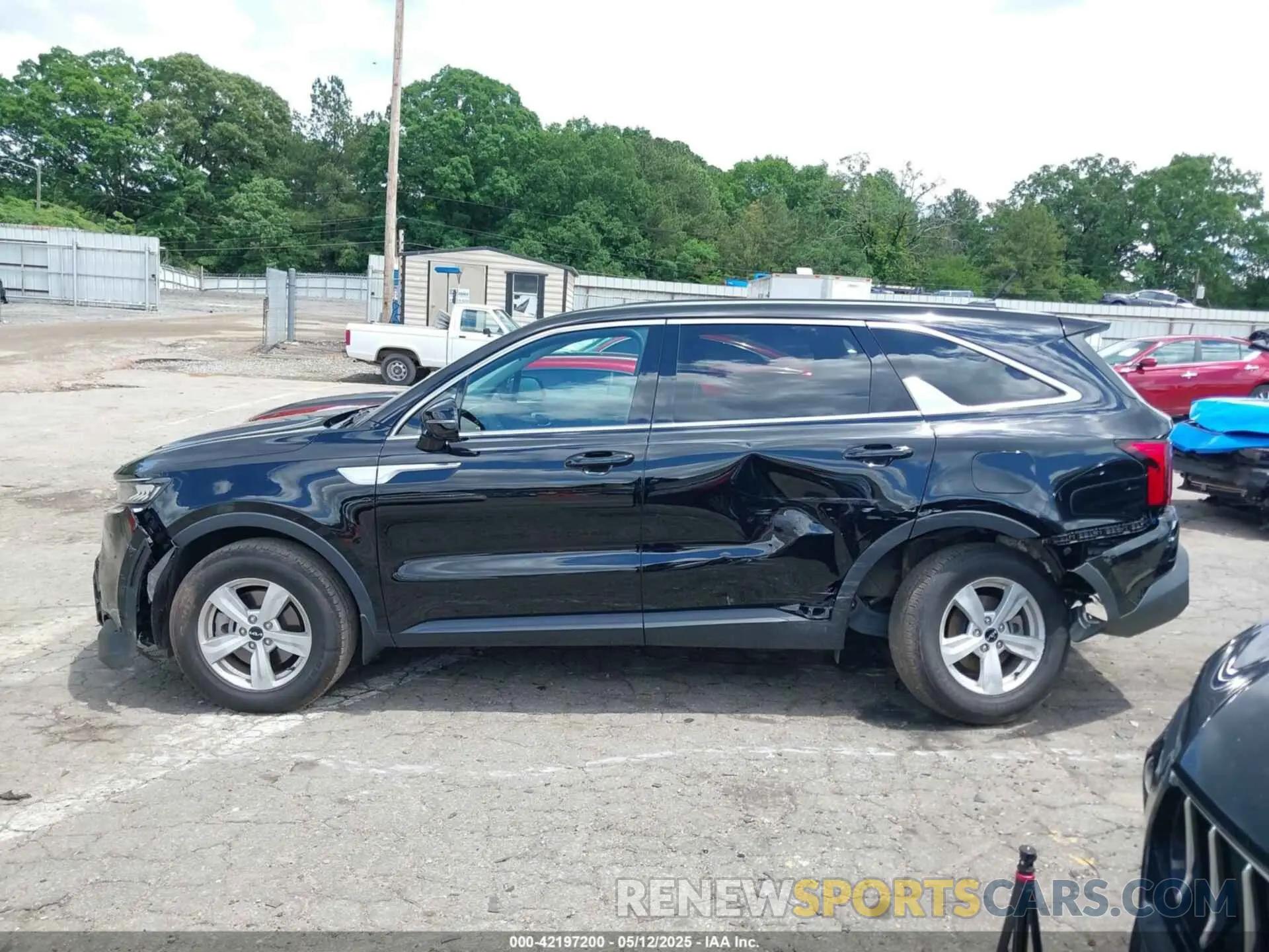 14 Photograph of a damaged car 5XYRG4LC1PG226455 KIA SORENTO 2023