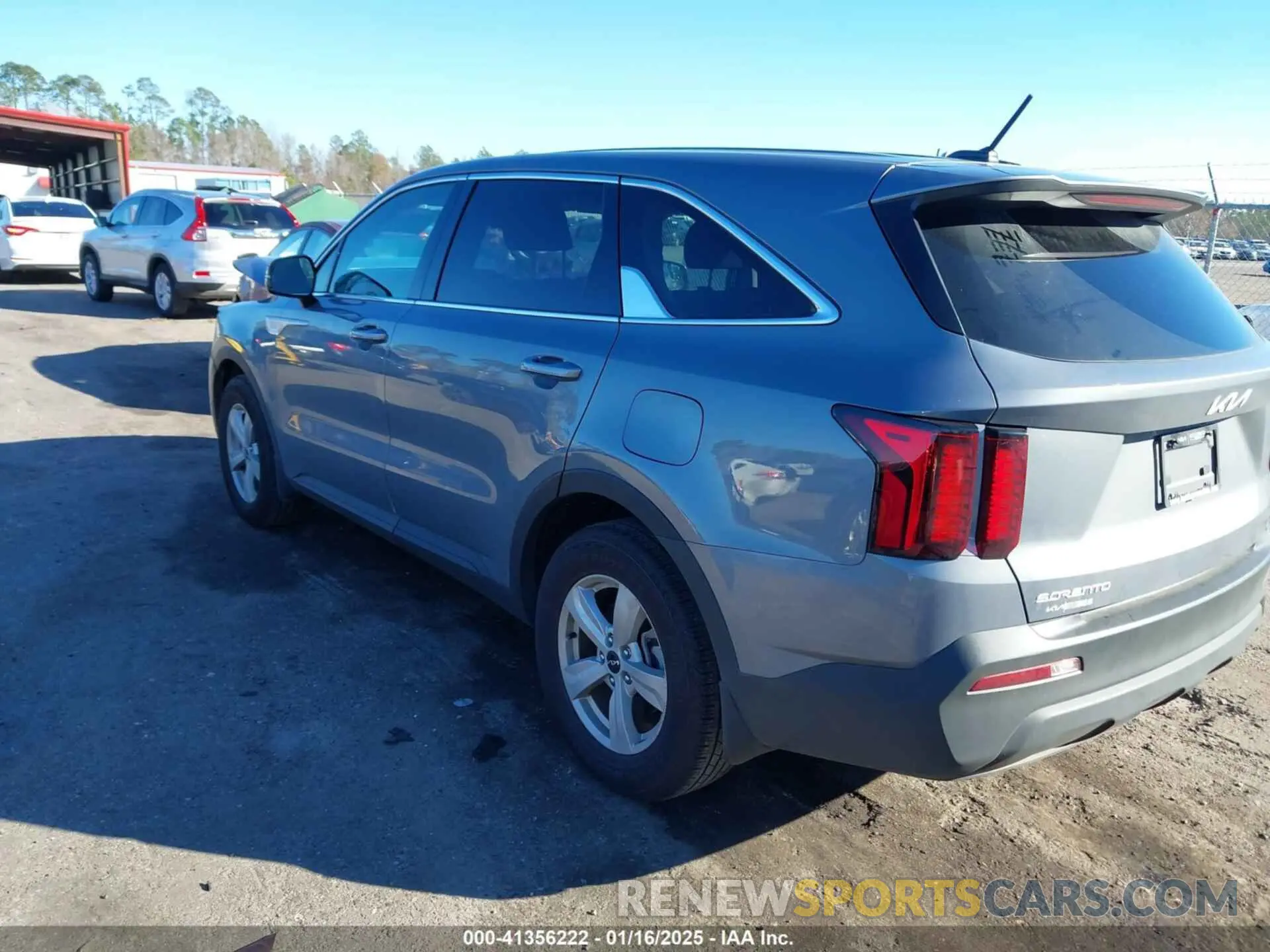 3 Photograph of a damaged car 5XYRG4LC1PG231221 KIA SORENTO 2023