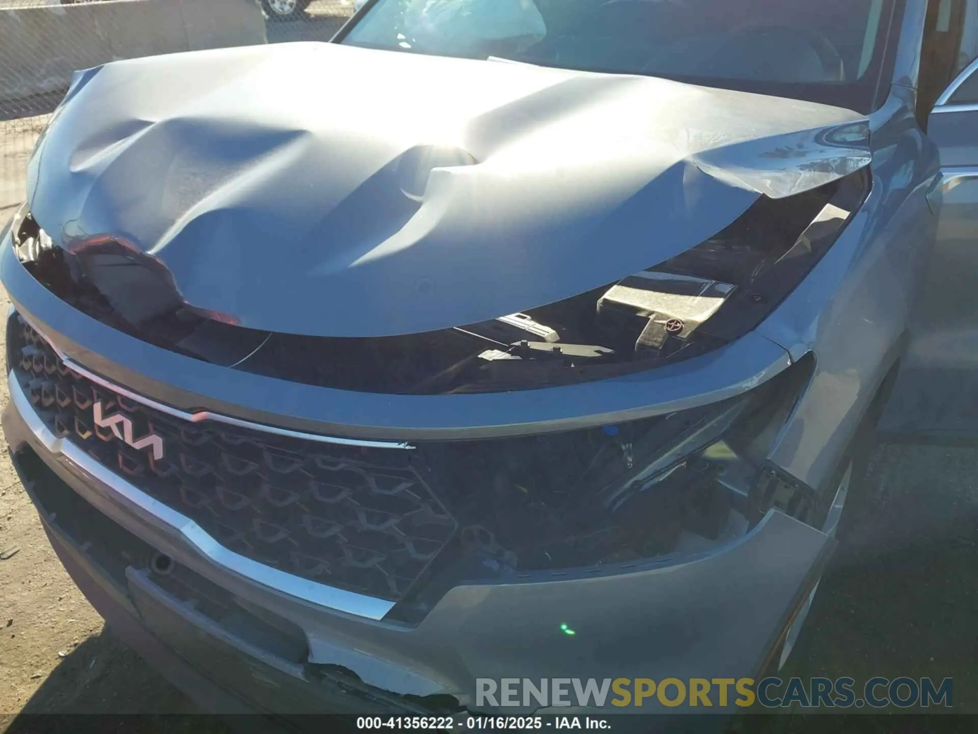 6 Photograph of a damaged car 5XYRG4LC1PG231221 KIA SORENTO 2023