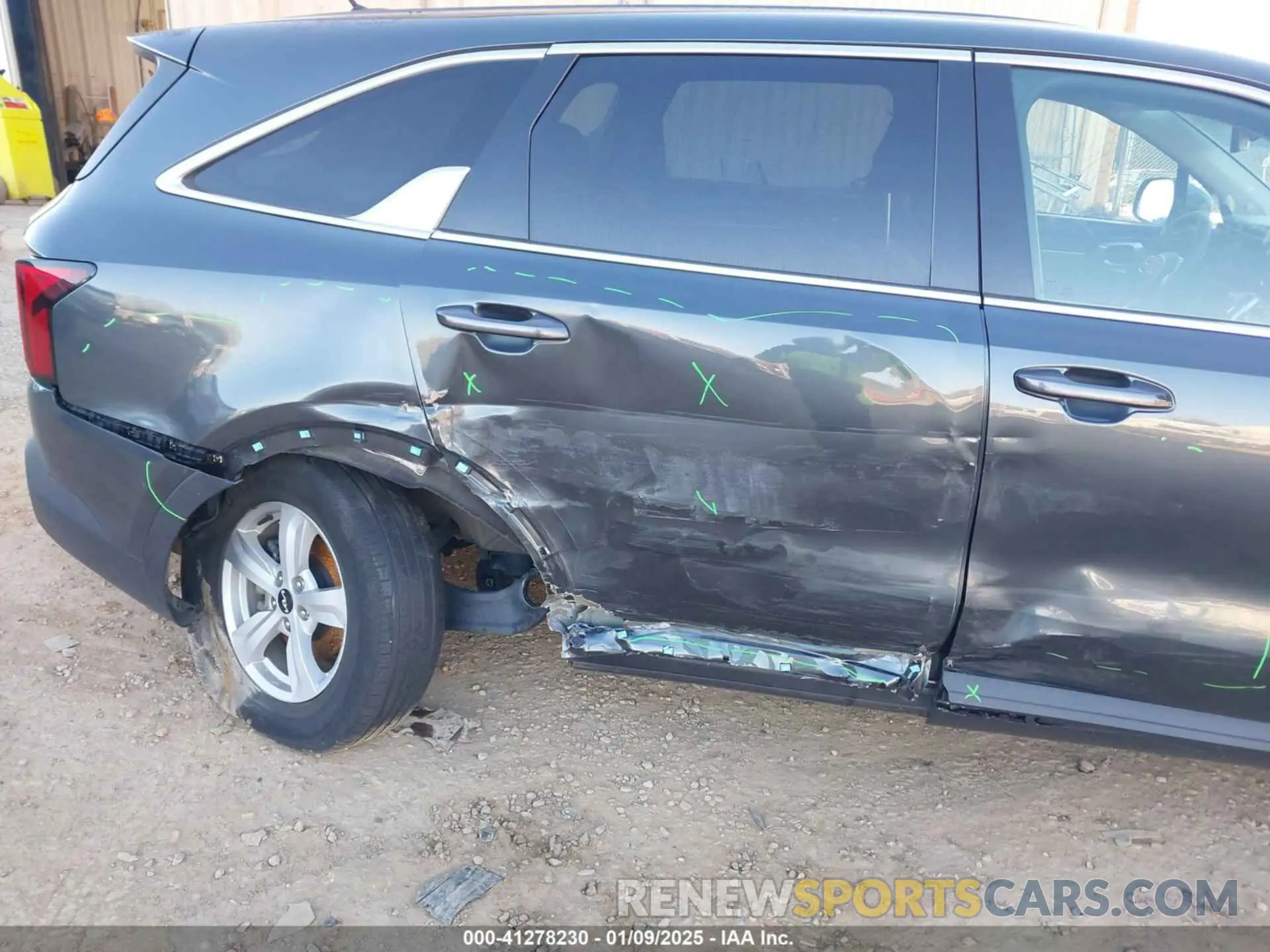 6 Photograph of a damaged car 5XYRG4LC2PG165455 KIA SORENTO 2023