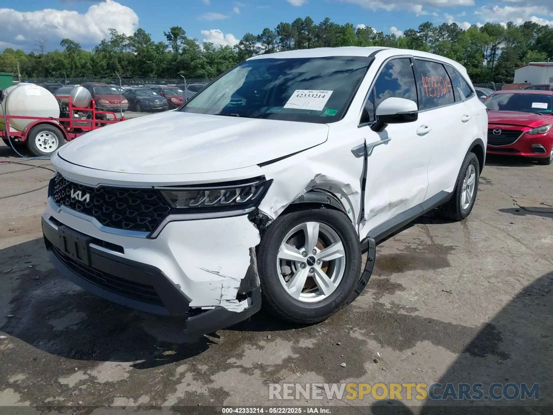 2 Photograph of a damaged car 5XYRG4LC3PG215392 KIA SORENTO 2023
