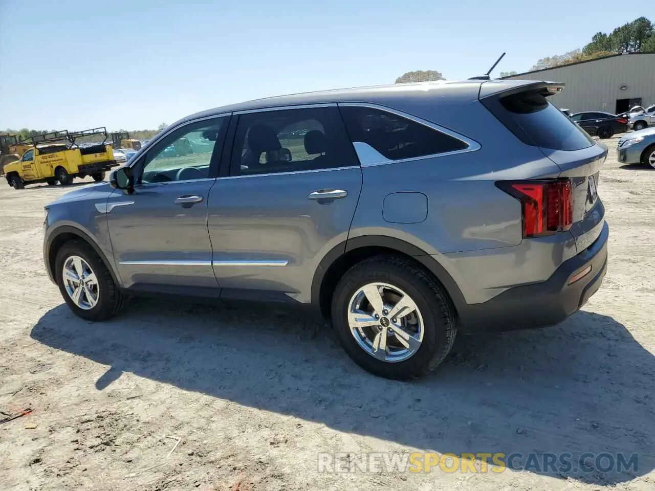 2 Photograph of a damaged car 5XYRG4LC5PG202191 KIA SORENTO 2023