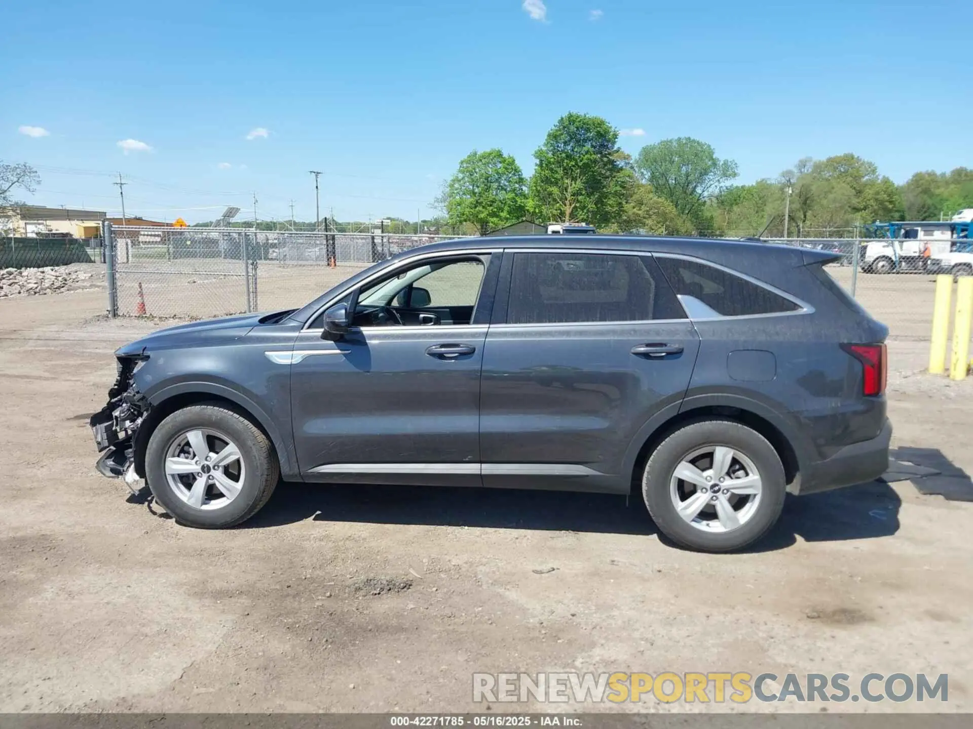 15 Photograph of a damaged car 5XYRG4LC5PG245624 KIA SORENTO 2023