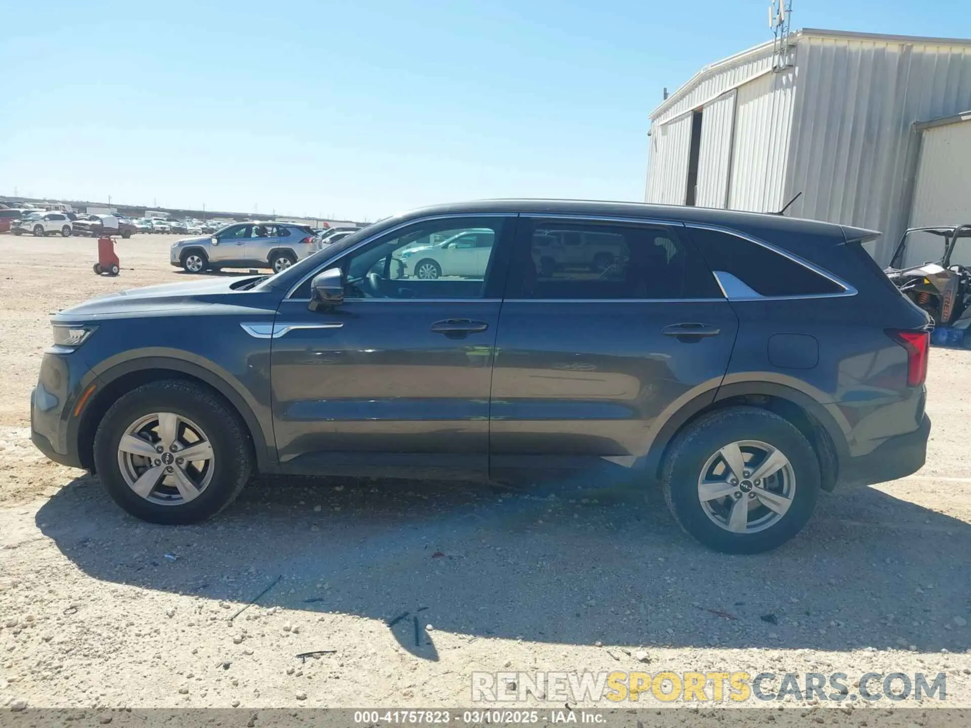 14 Photograph of a damaged car 5XYRG4LC9PG202159 KIA SORENTO 2023