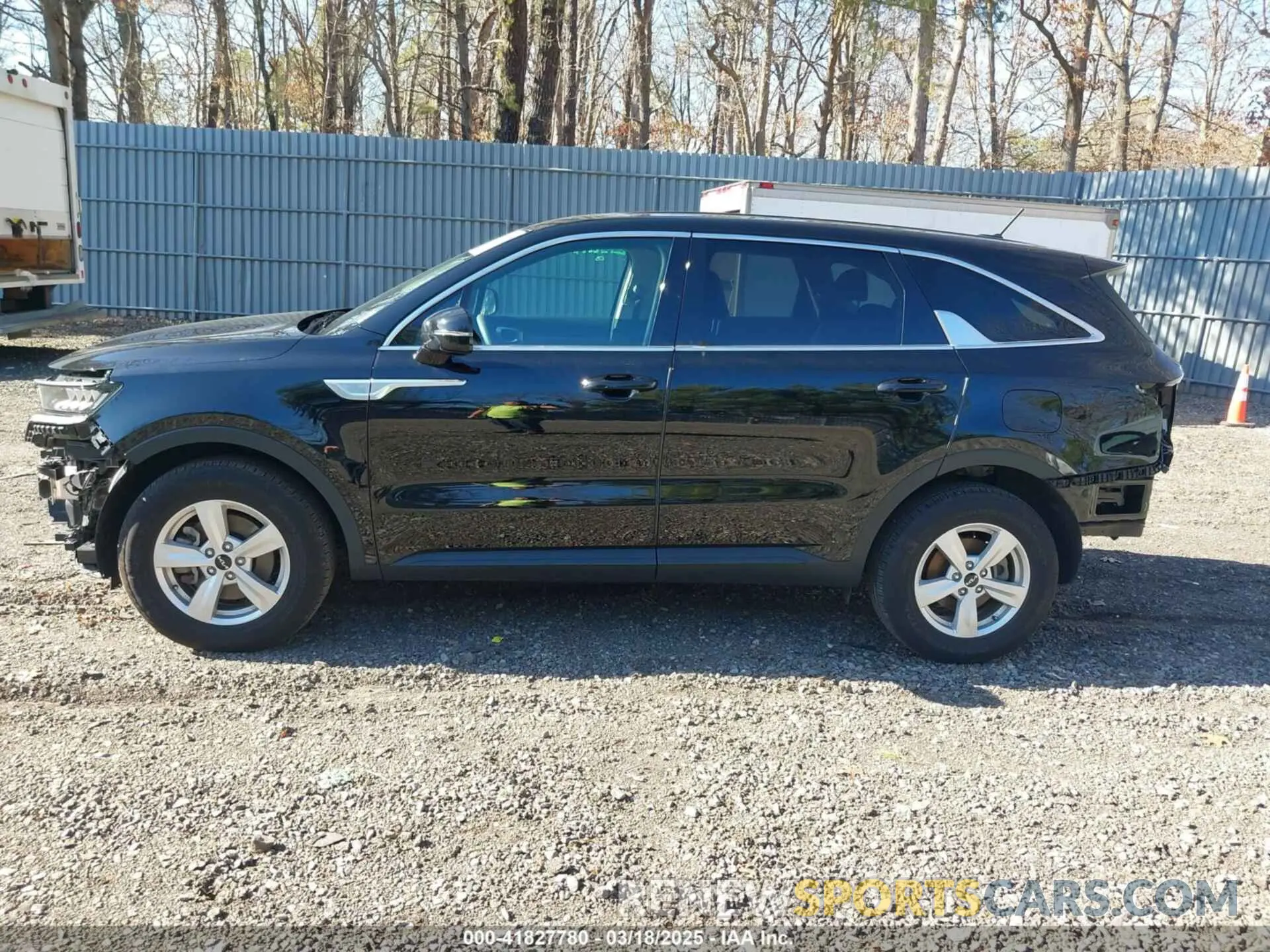 14 Photograph of a damaged car 5XYRG4LCXPG249670 KIA SORENTO 2023
