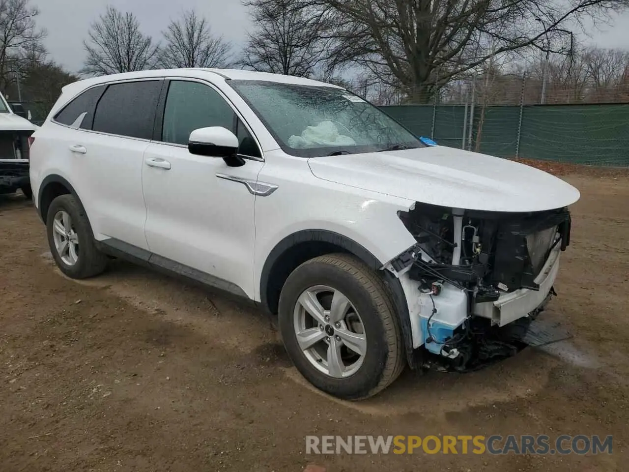 4 Photograph of a damaged car 5XYRGDLC2PG165360 KIA SORENTO 2023