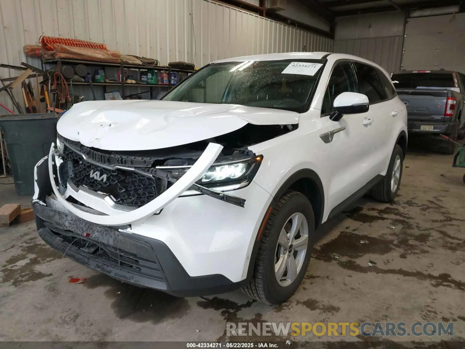 2 Photograph of a damaged car 5XYRGDLC5PG181035 KIA SORENTO 2023