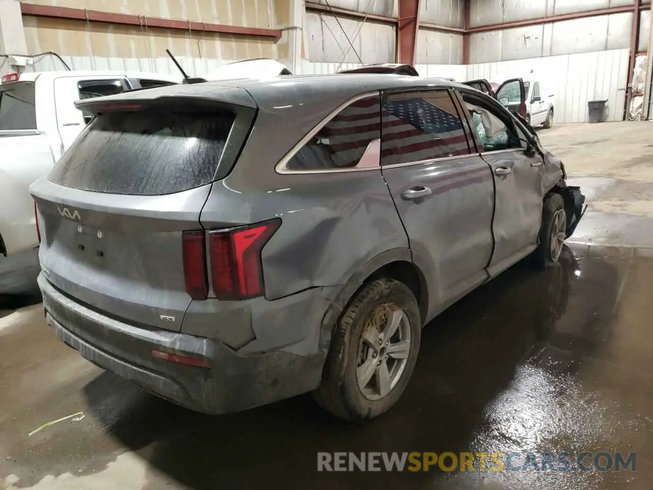 3 Photograph of a damaged car 5XYRGDLC6PG206380 KIA SORENTO 2023