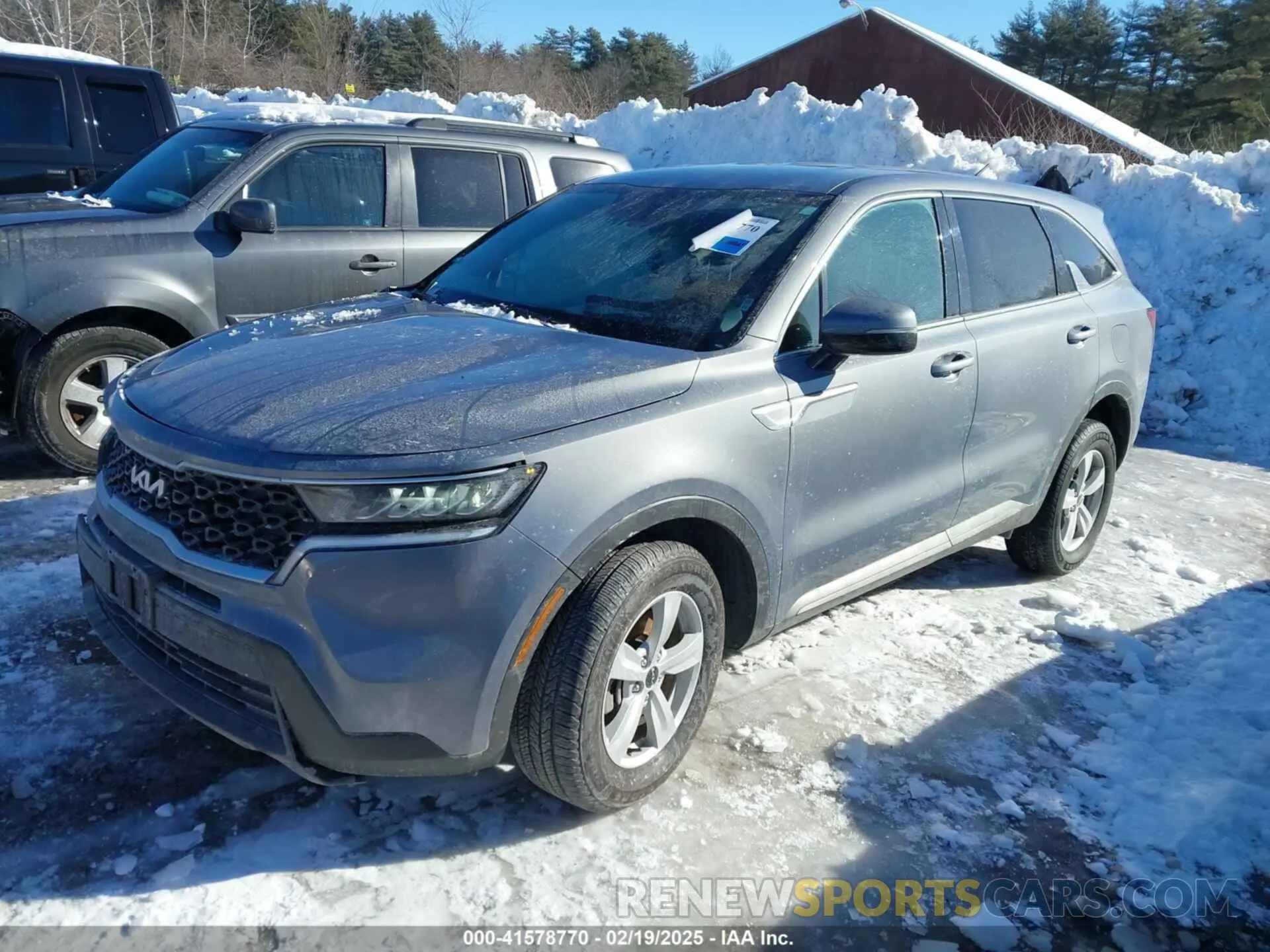 2 Photograph of a damaged car 5XYRGDLC8PG211550 KIA SORENTO 2023