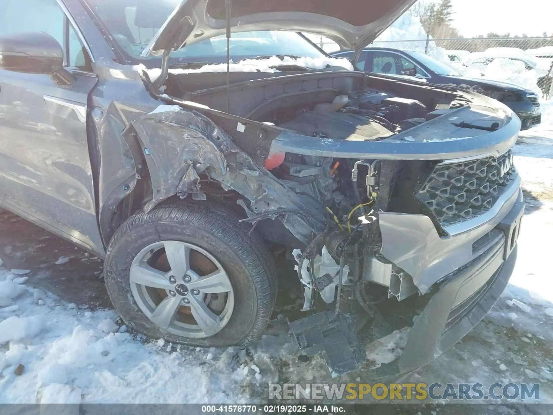 6 Photograph of a damaged car 5XYRGDLC8PG211550 KIA SORENTO 2023