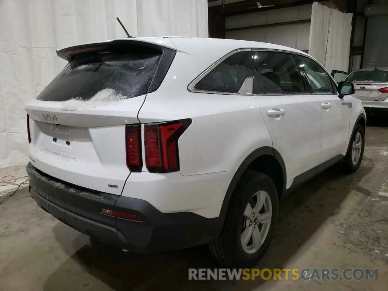 3 Photograph of a damaged car 5XYRGDLC9PG242953 KIA SORENTO 2023