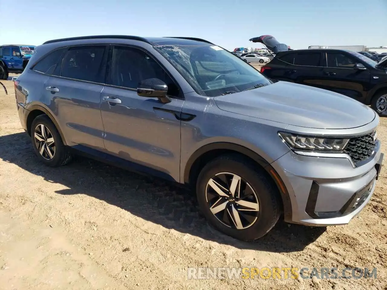 4 Photograph of a damaged car 5XYRH4LF5PG179096 KIA SORENTO 2023