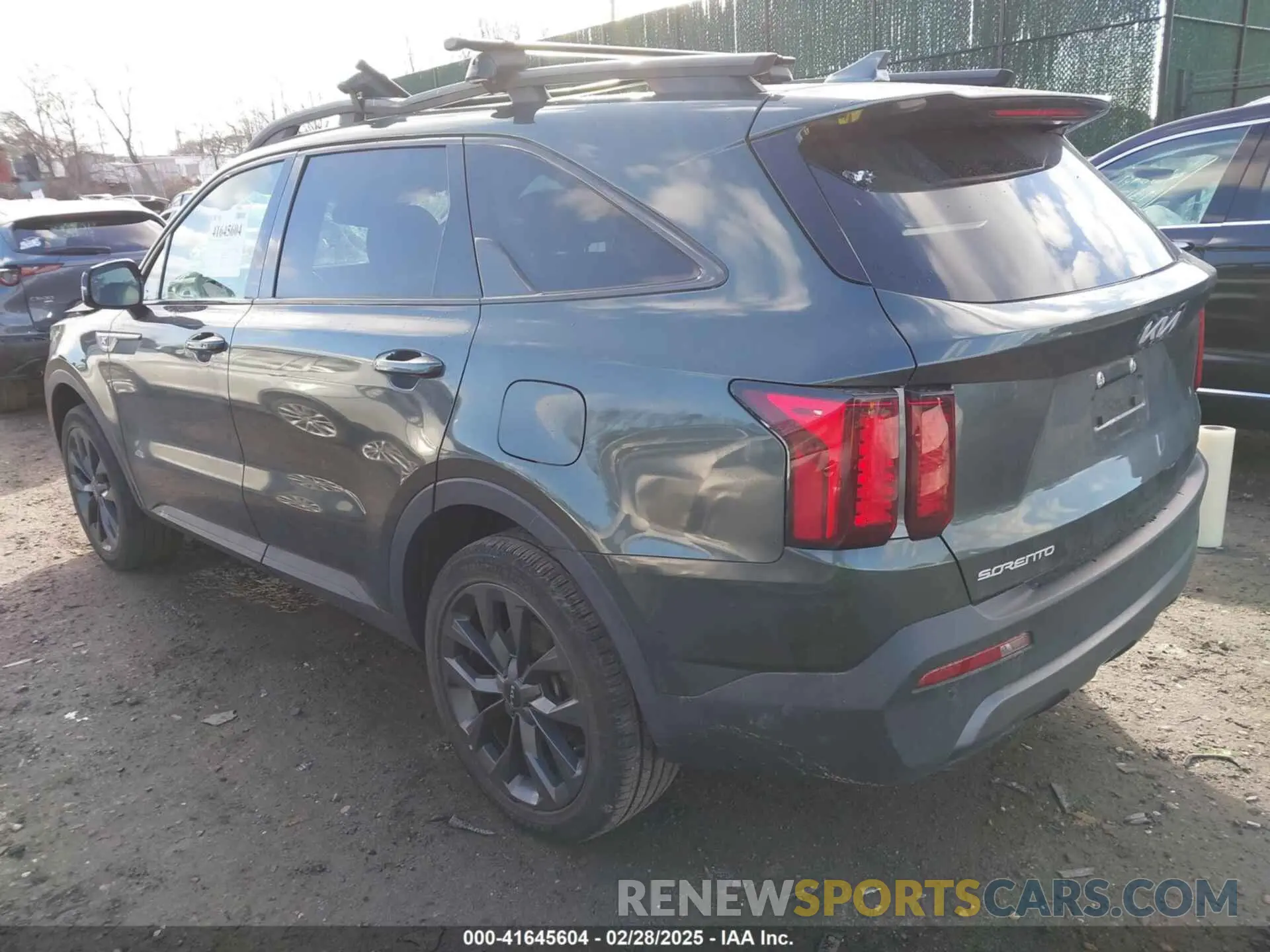 3 Photograph of a damaged car 5XYRHDLF1PG227287 KIA SORENTO 2023