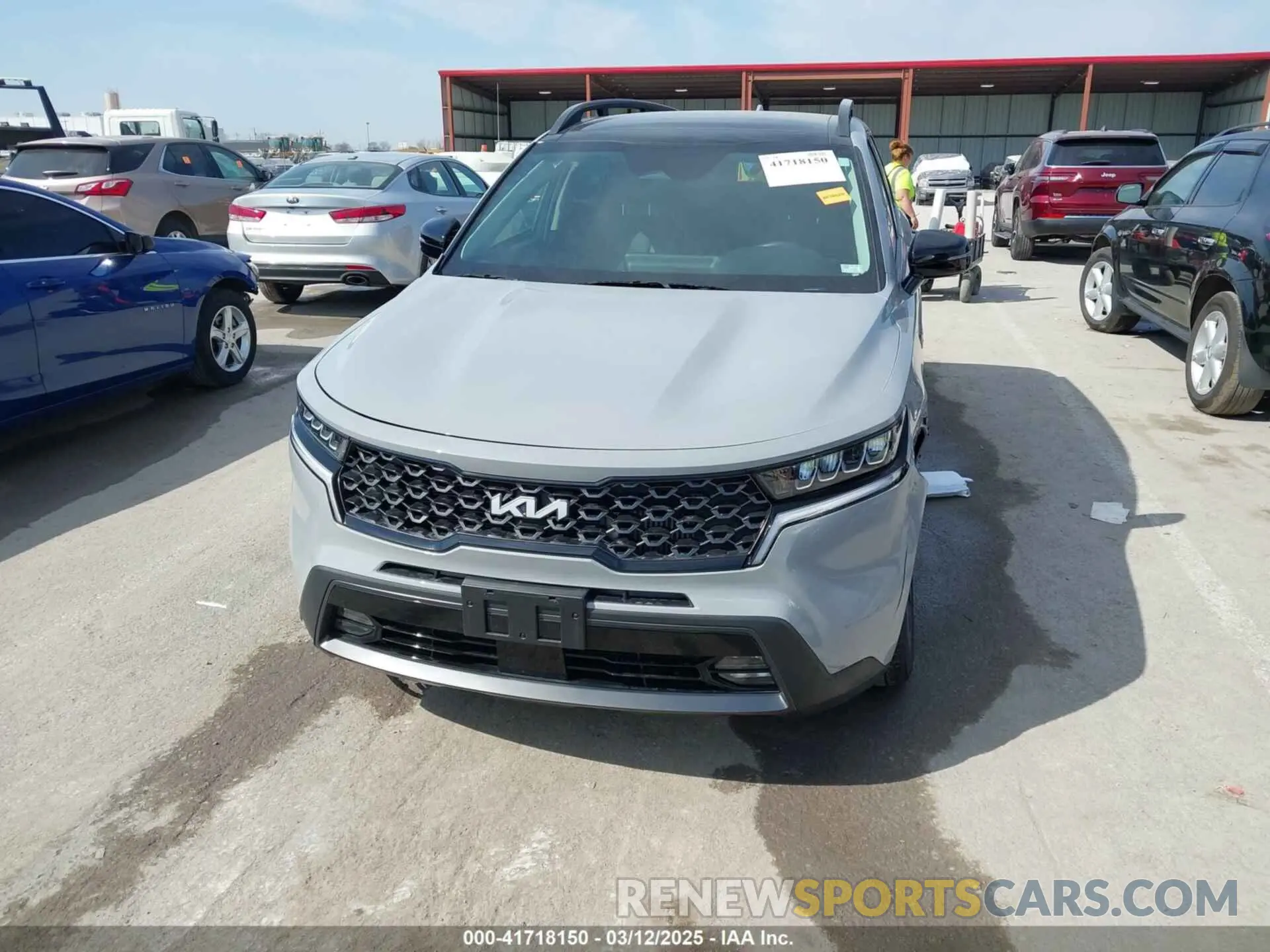 13 Photograph of a damaged car 5XYRHDLF3PG190064 KIA SORENTO 2023