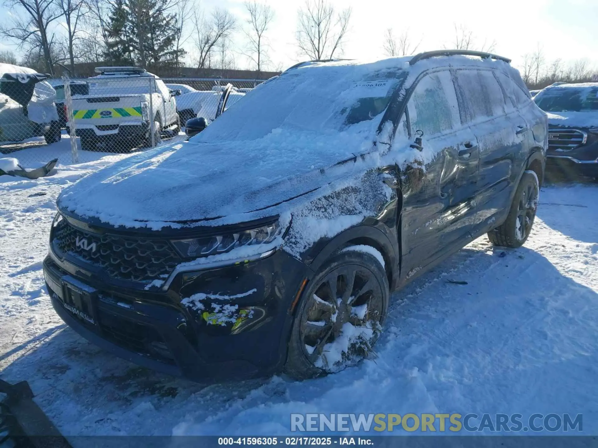 2 Photograph of a damaged car 5XYRHDLF5PG245517 KIA SORENTO 2023
