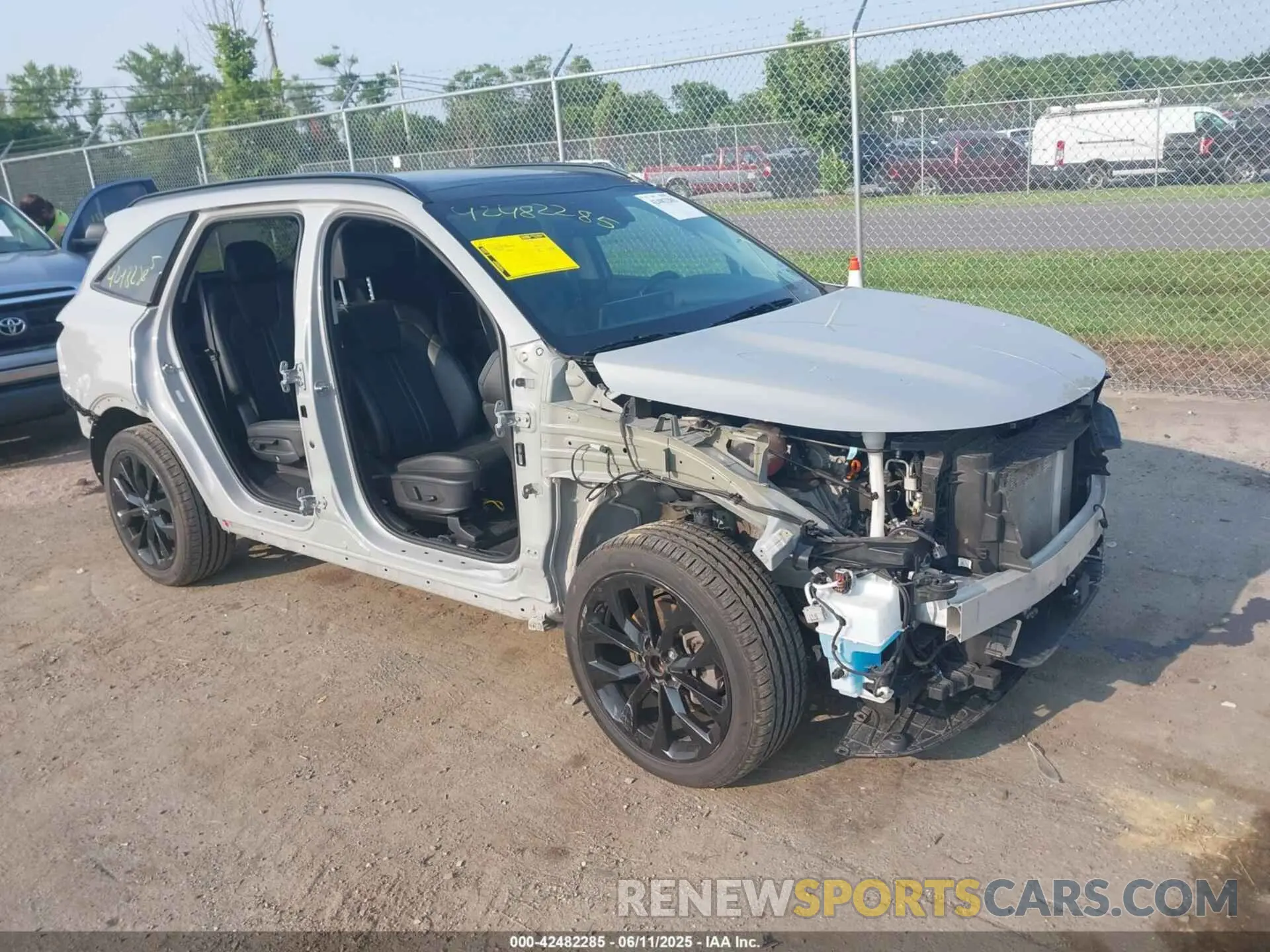 1 Photograph of a damaged car 5XYRK4LF3PG172102 KIA SORENTO 2023