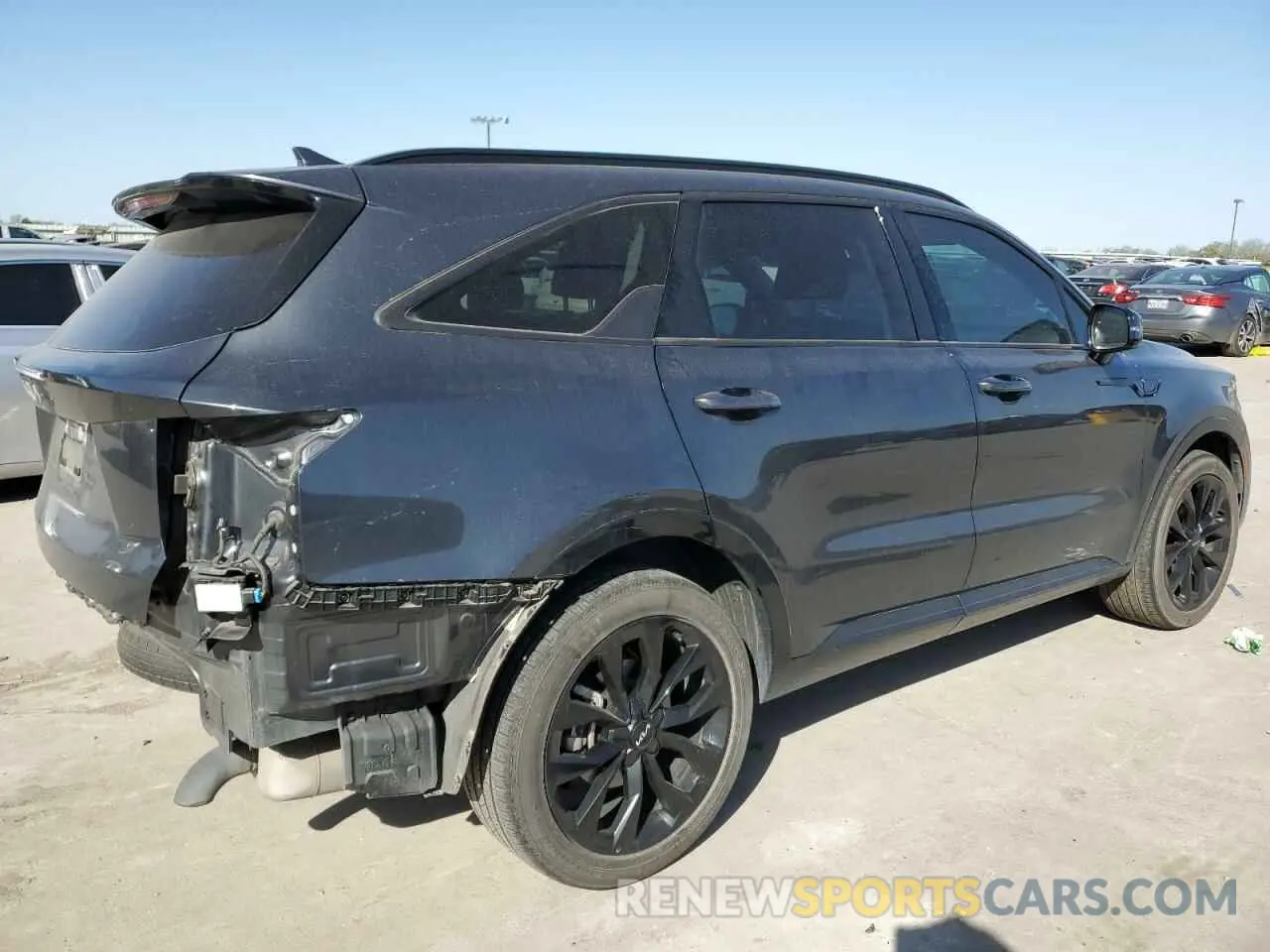 3 Photograph of a damaged car 5XYRK4LF9PG215910 KIA SORENTO 2023