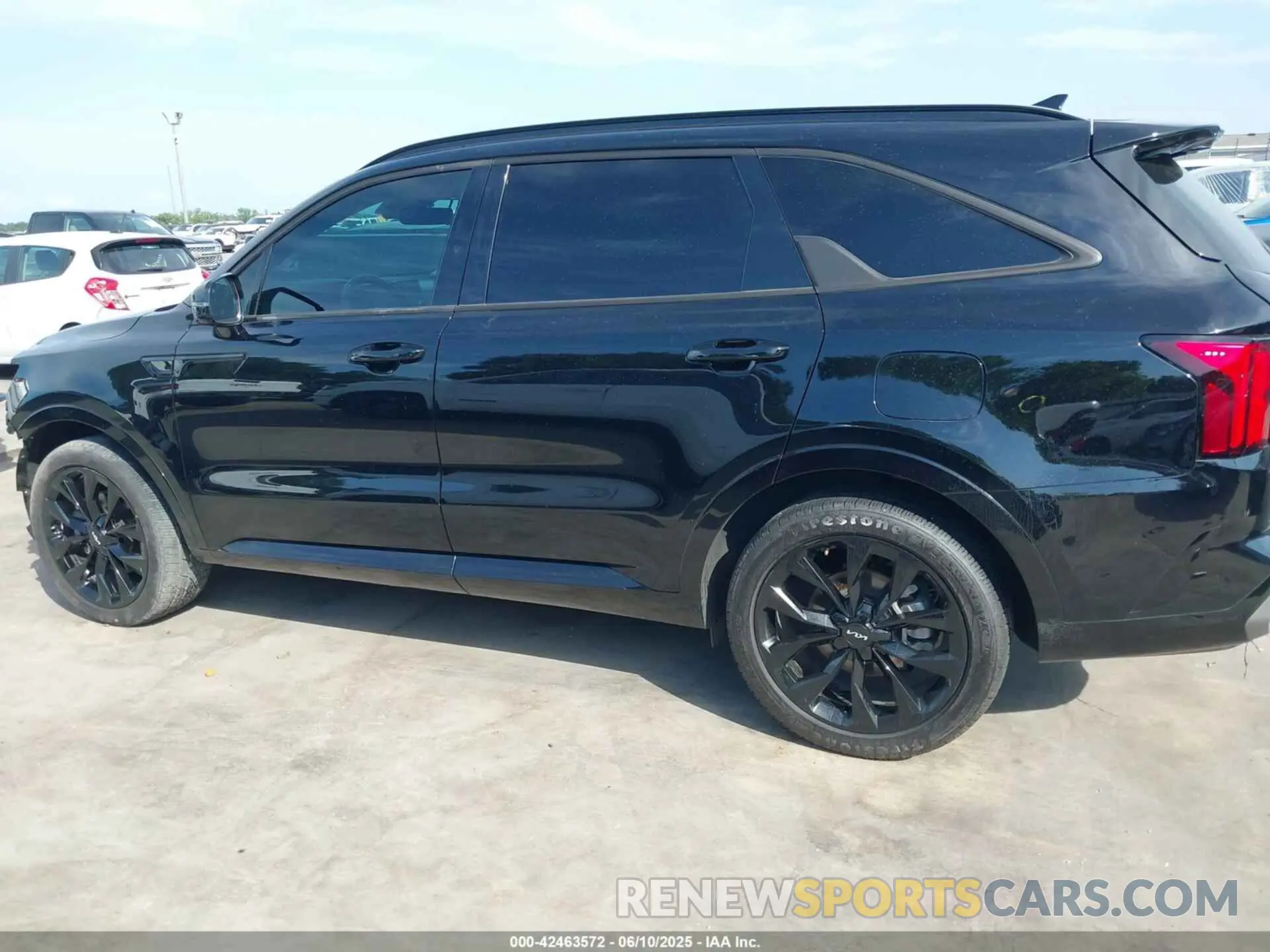 15 Photograph of a damaged car 5XYRK4LFXPG202339 KIA SORENTO 2023