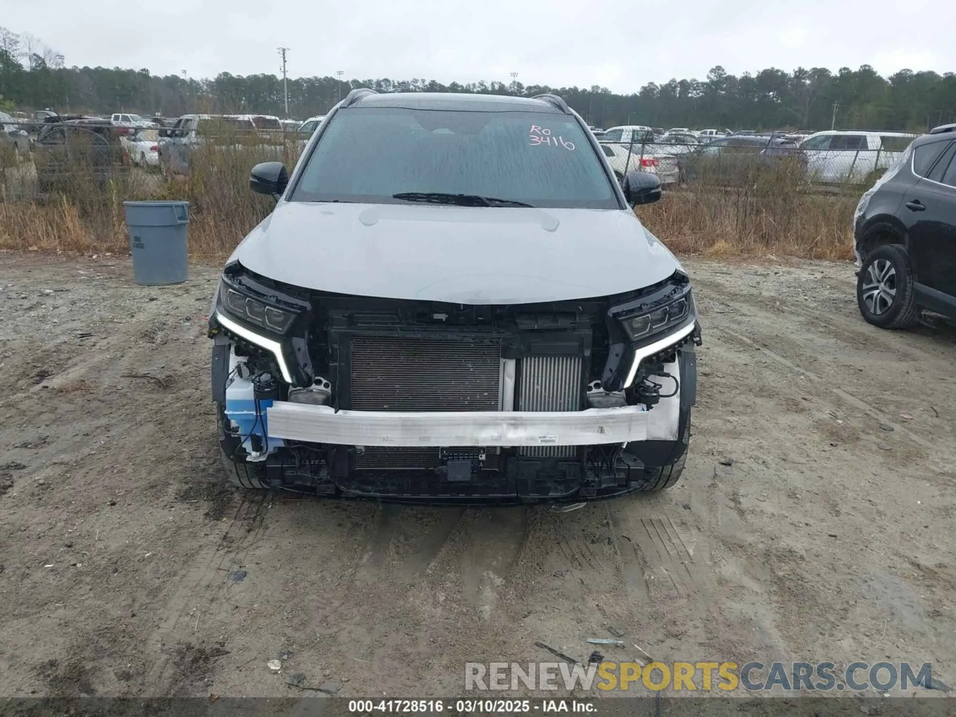 6 Photograph of a damaged car 5XYRKDLF0PG220283 KIA SORENTO 2023